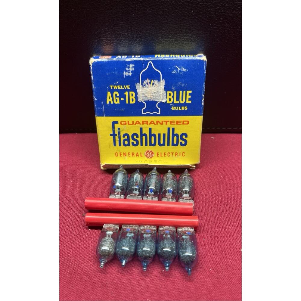 Vintage Camera Flashbulbs GE AG-1B Blue‎ Bulbs, Box Had 12 Only 10 Left